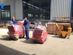 小型壓路機機械是如何完成路面壓實的